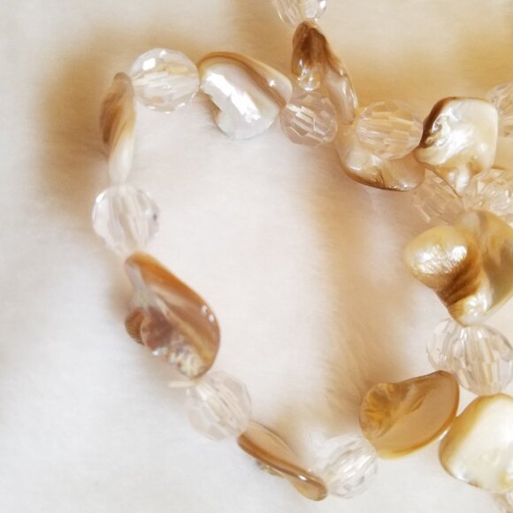 Free with $15 purchase Tan Elastic bracelet 4 count - Picture 4 of 4